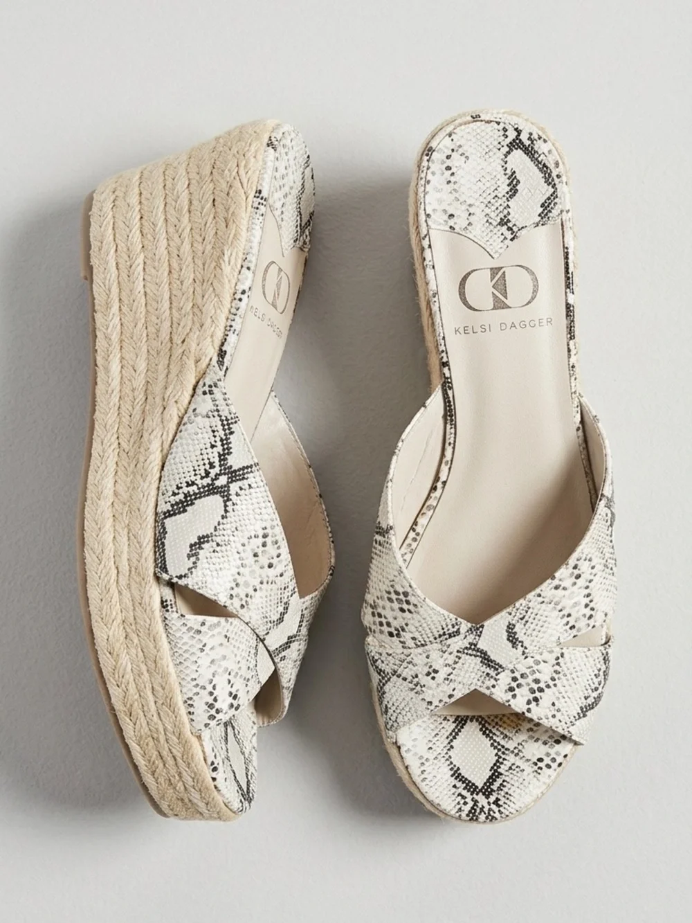 Kelsi Dagger Bianca Snakeskin Criss Cross Espadrille Wedge Sandal Size 8.5